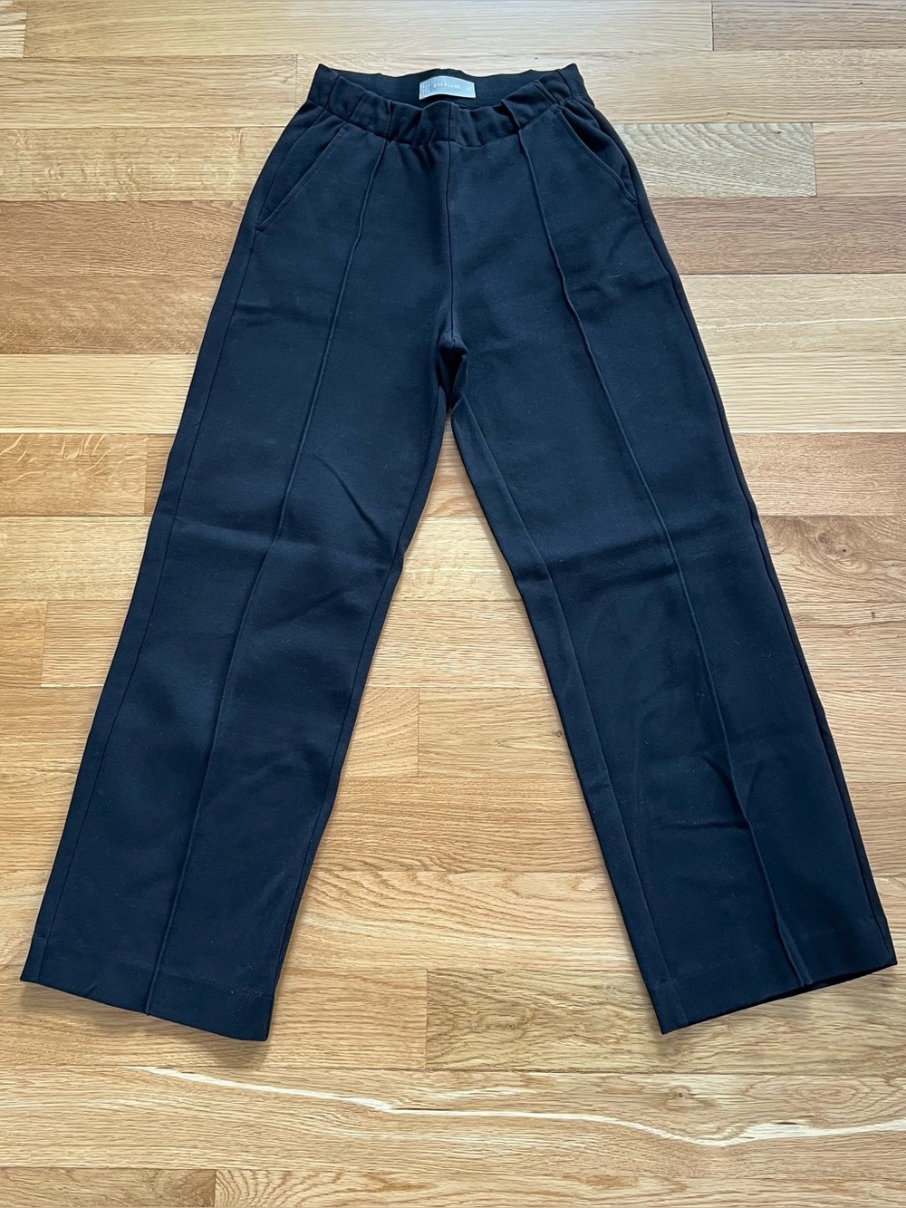 EUC | Everlane Dream Wide Leg Pants | XXS